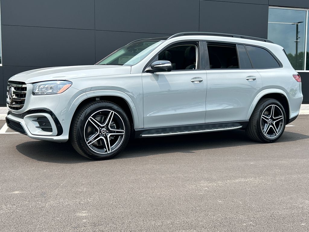 Gray (MANUFAKTUR Alpine Grey) 2026 Mercedes-Benz GLS SUV / Crossover All-Wheel Drive 9-Speed Automatic