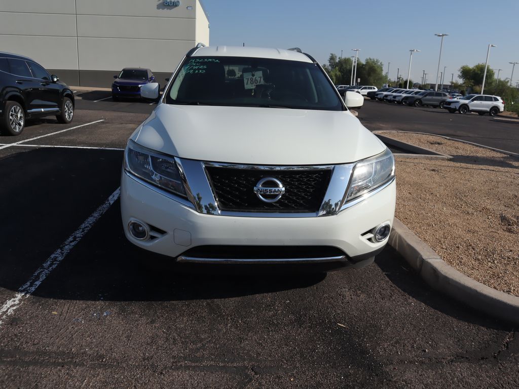Thumbnail: 2015 Nissan Pathfinder - 2