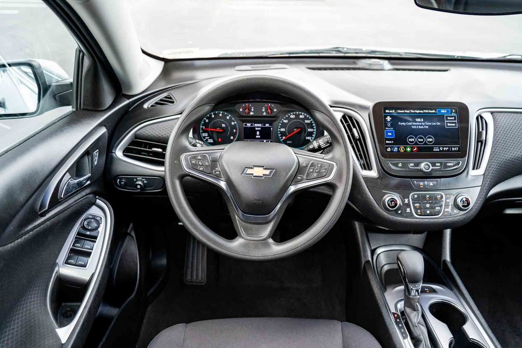 Used Car 2025 Chevrolet Malibu  Lt For Sale Under $25,000 In Austin, Texas