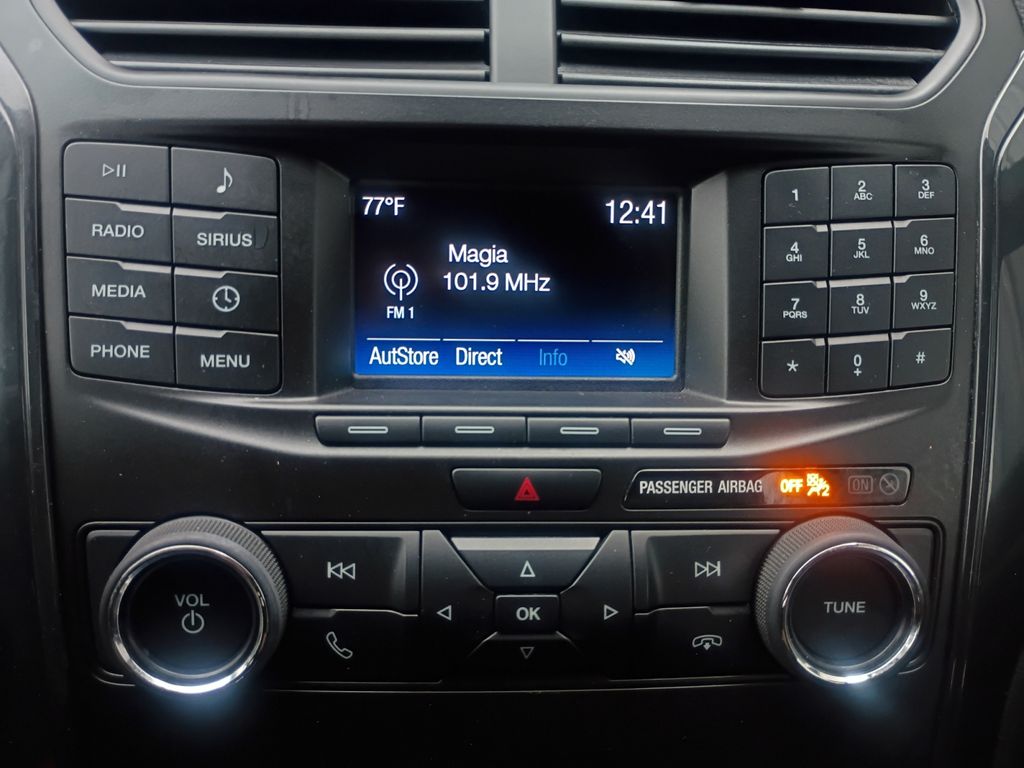 Used Car 2019 Ford Explorer  Xlt For Sale Under $20,000 In Austin, Texas