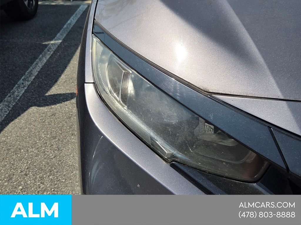 Used 2019  Honda Sport image 21