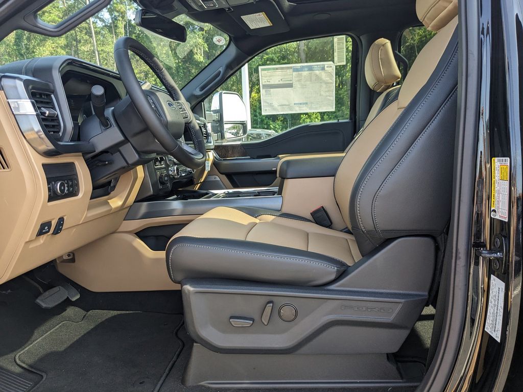 2025 Ford F-250 Super Duty Lariat