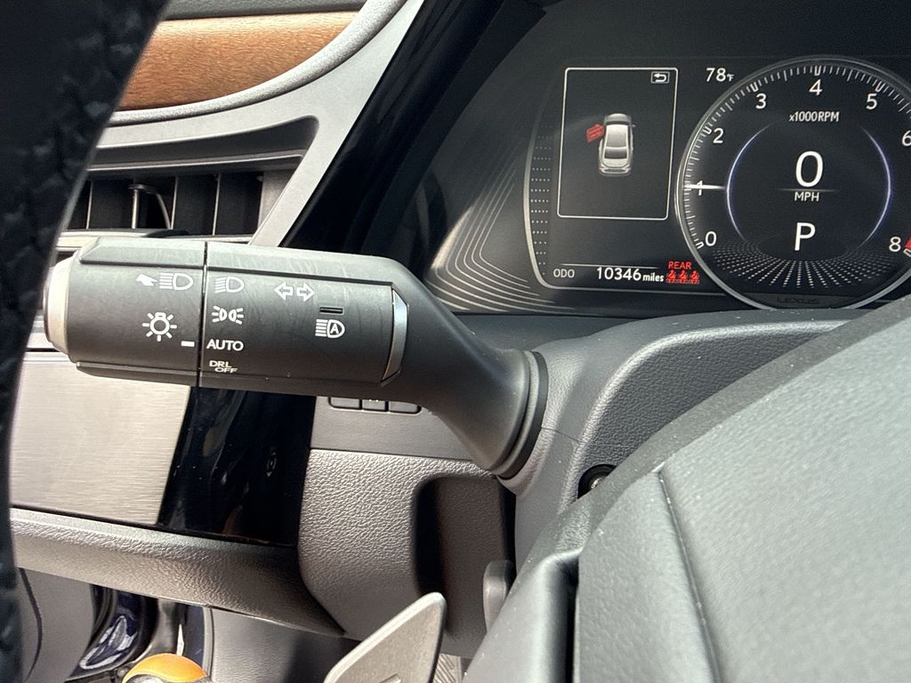 Thumbnail: 2025 Lexus ES - 28