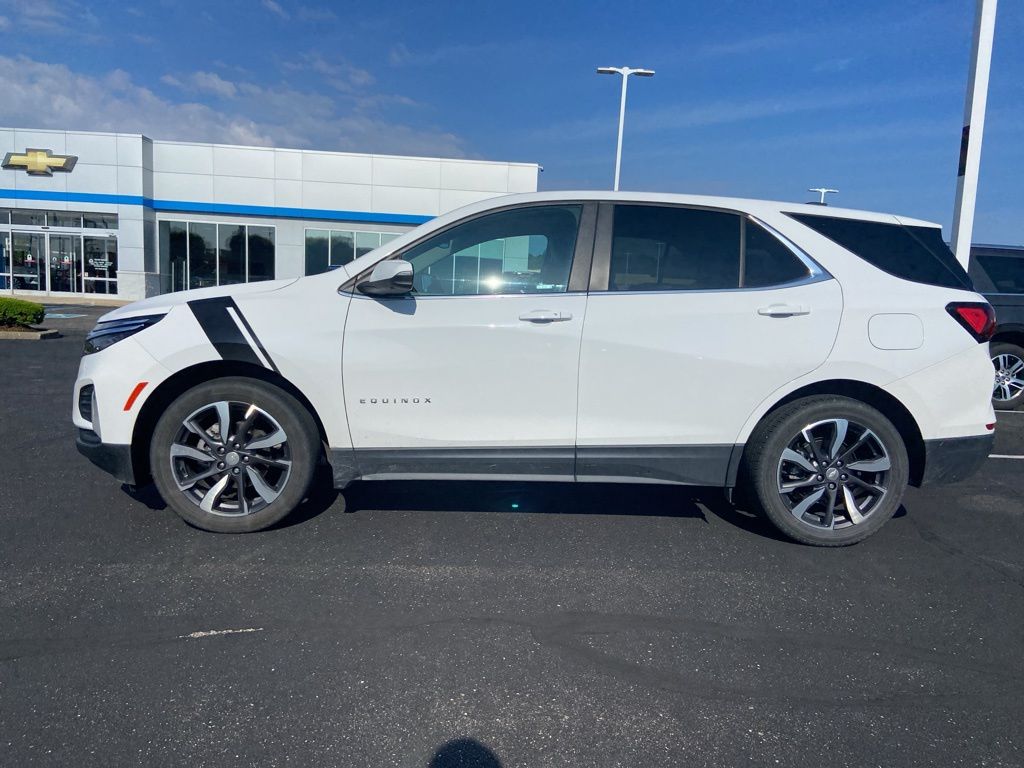 2022 Chevrolet Equinox LT 2