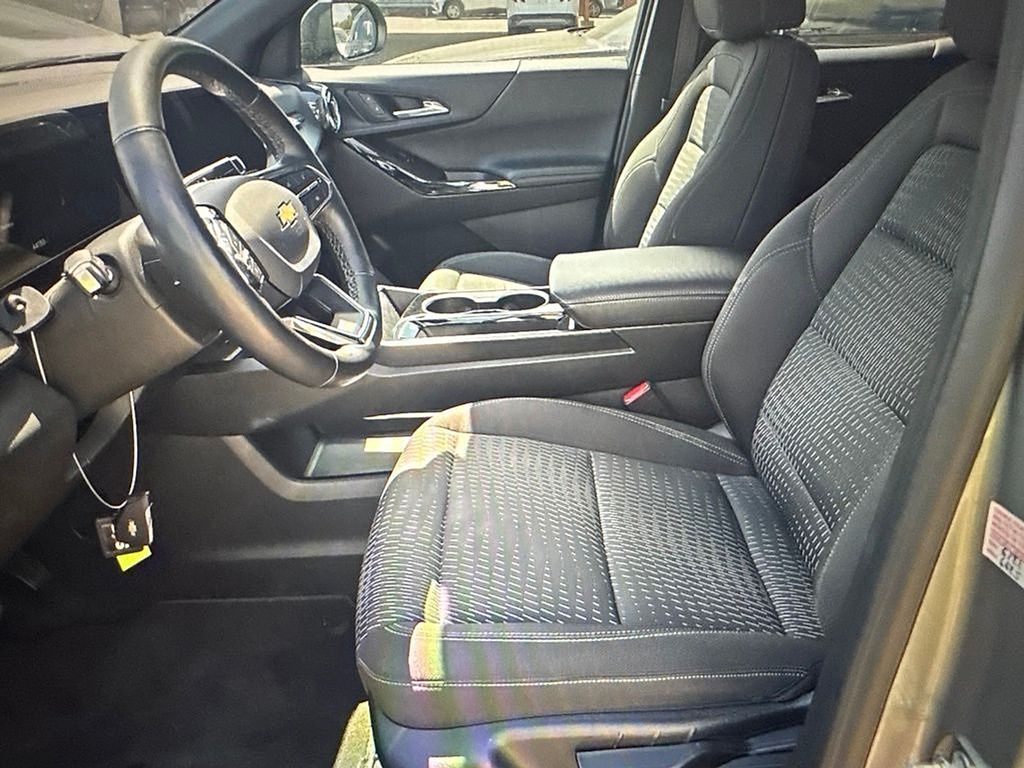 2025 Chevrolet Equinox LT - 5