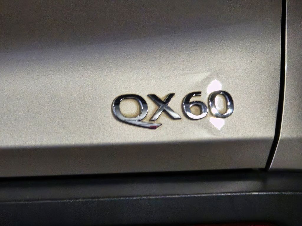 Thumbnail: 2023 INFINITI QX60 - 11