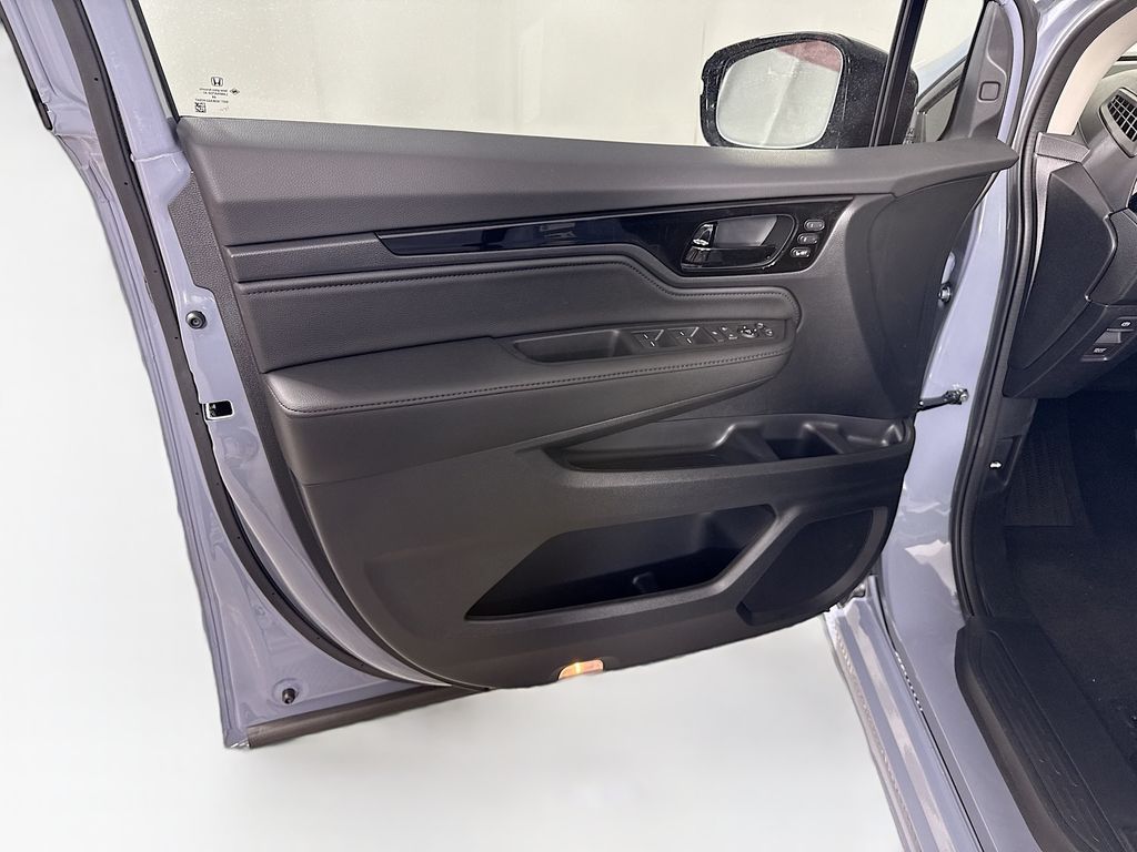 Thumbnail: 2026 Honda Odyssey - 26
