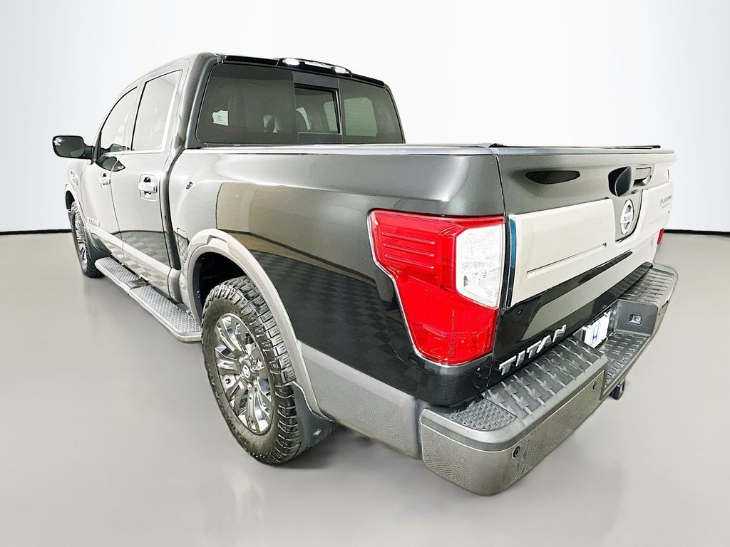 Thumbnail: 2017 Nissan Titan - 7