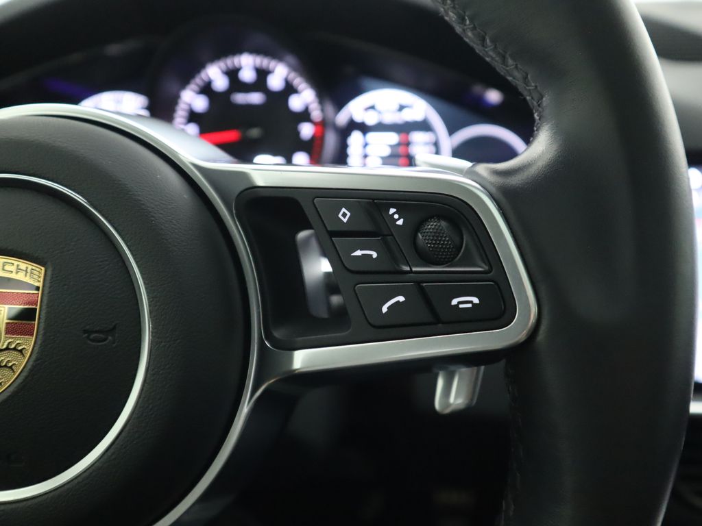 Thumbnail: 2020 Porsche Cayenne - 12