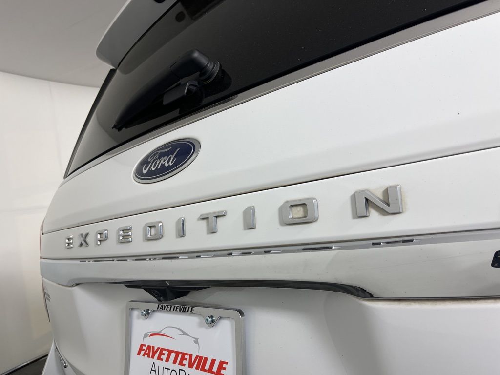 Thumbnail: 2023 Ford Expedition - 20
