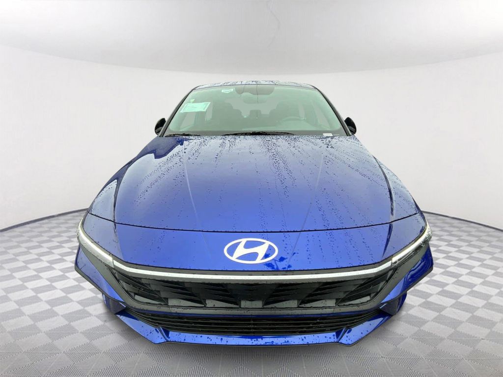 2025 Hyundai Elantra SEL Sport - 1