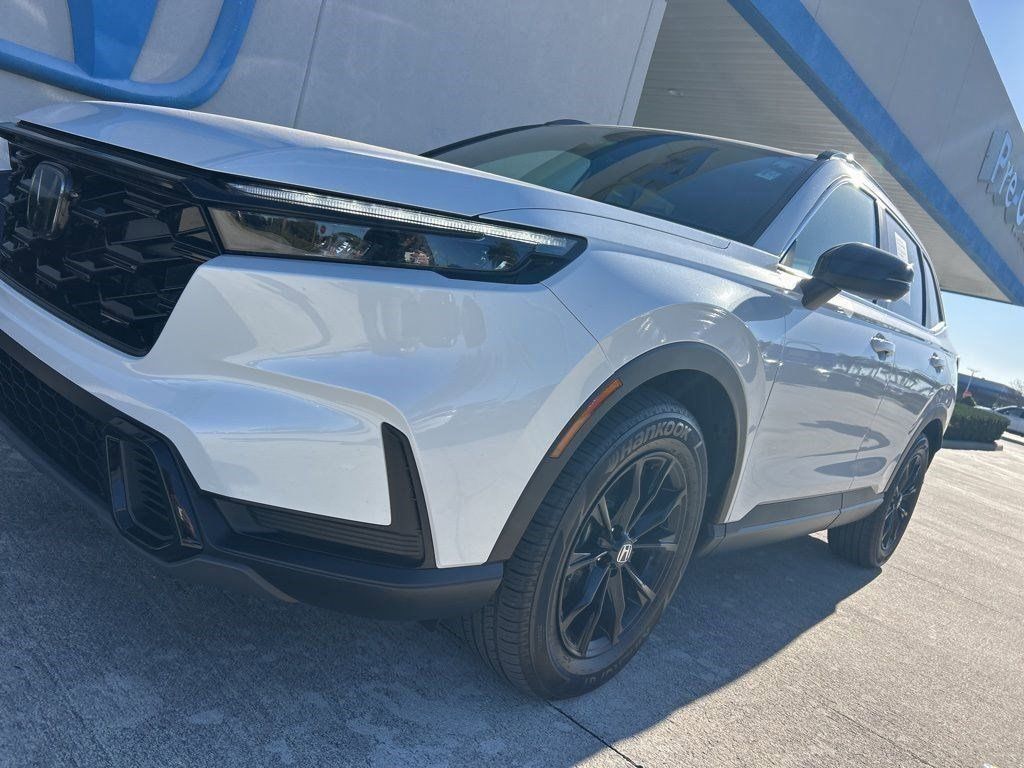 View vehicle photo 4