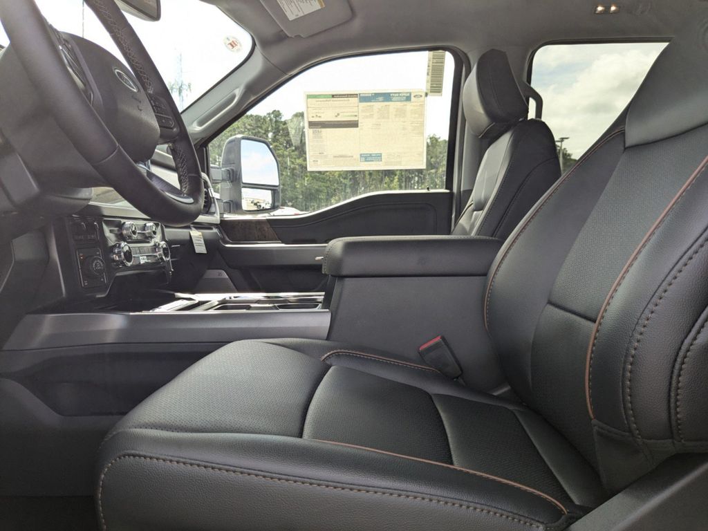2025 Ford F-250 Super Duty Lariat
