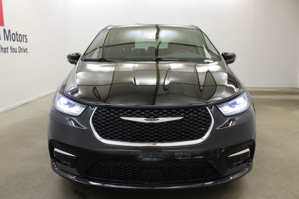 used 2024 Chrysler Pacifica car, priced at $49,999