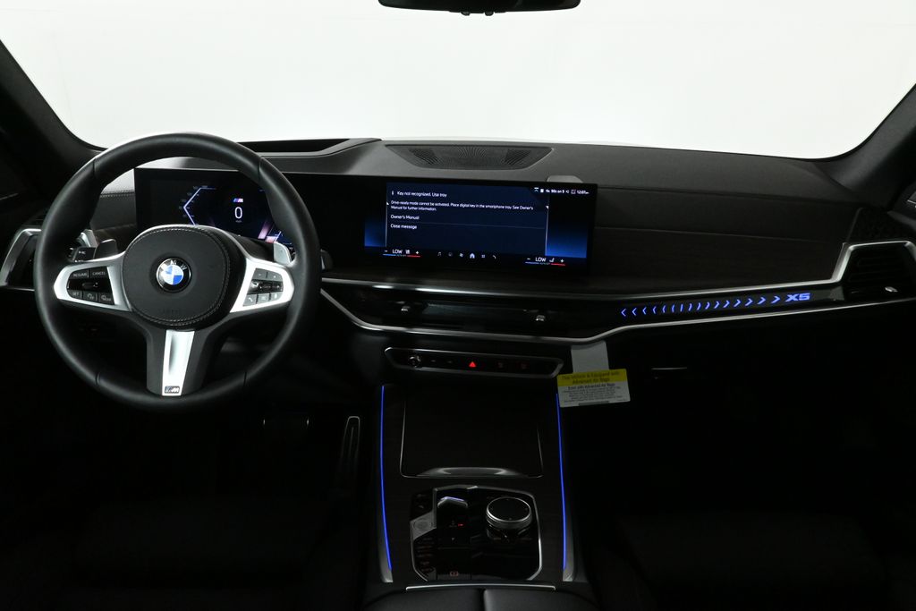 Thumbnail: 2026 BMW X5 - 16