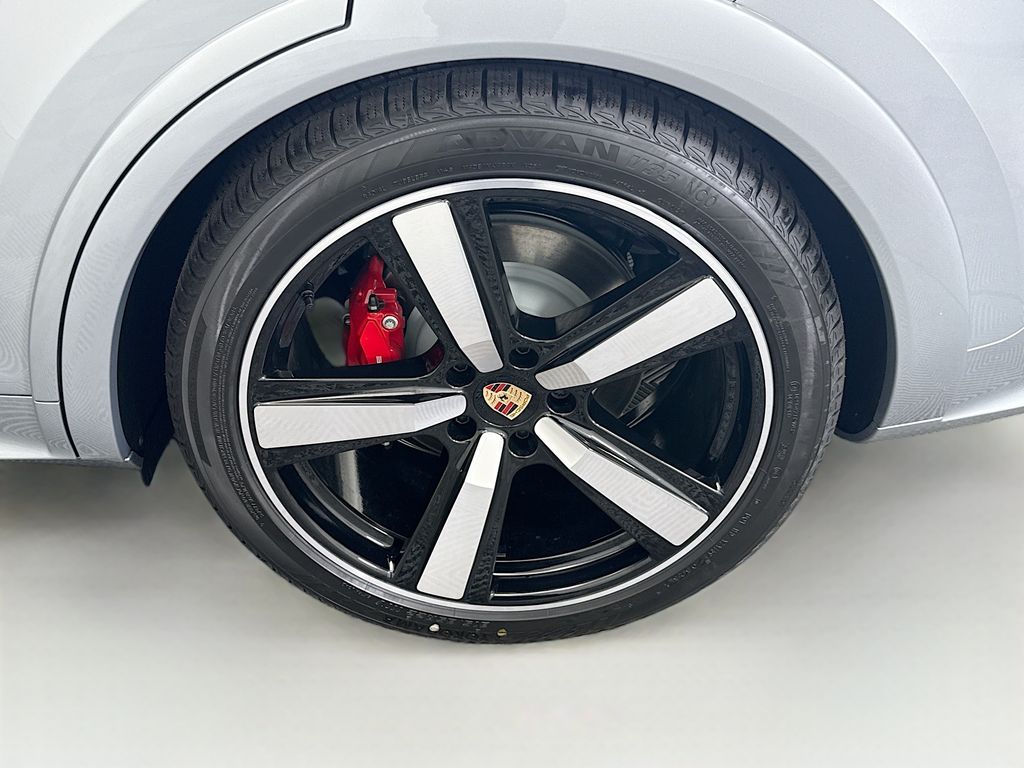 Thumbnail: 2026 Porsche  - 32