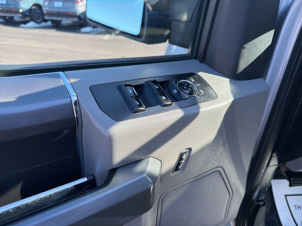 Thumbnail: 2017 Ford F-150 - 26