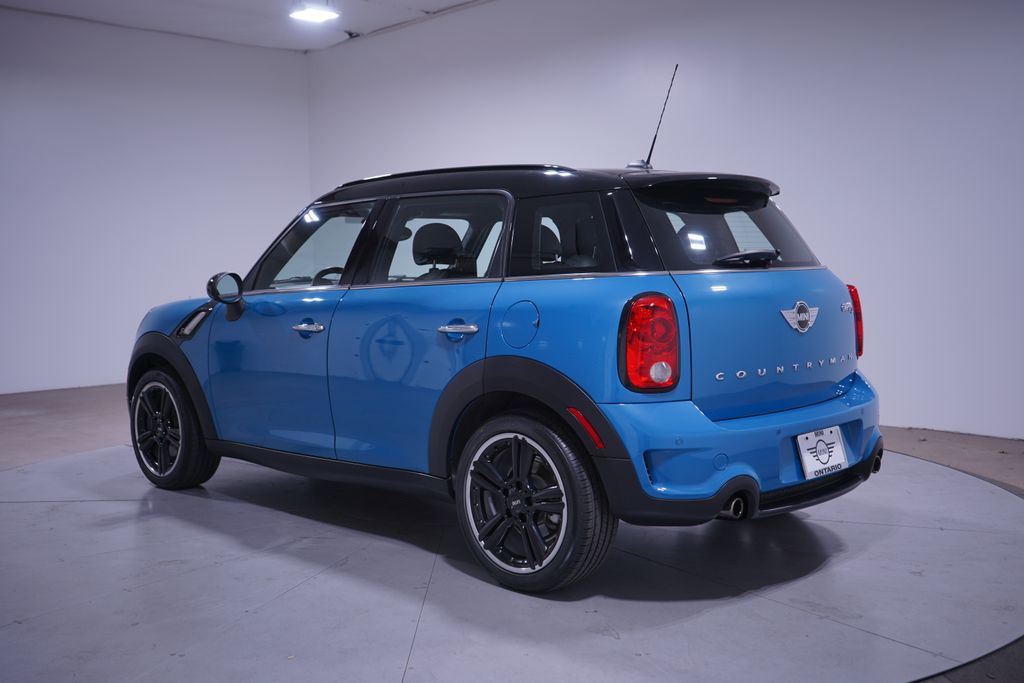 Thumbnail: 2016 MINI Cooper Countryman - 3