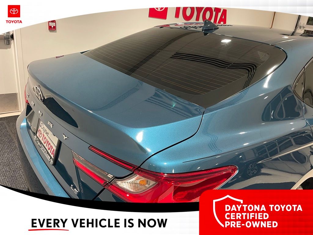 2025 Toyota Camry LE - Photo 10