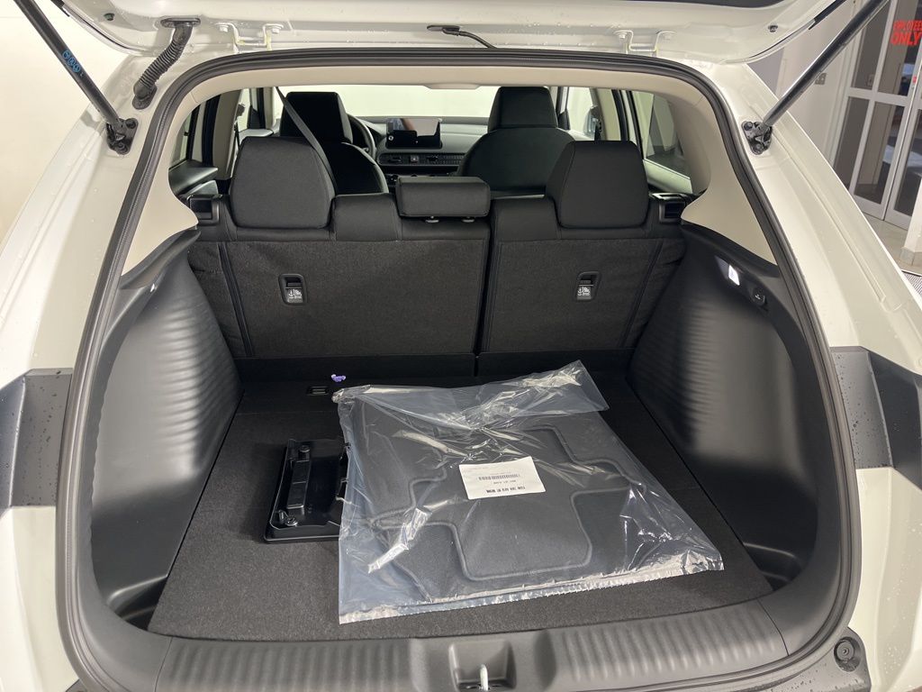 Thumbnail: 2026 Honda HR-V - 17