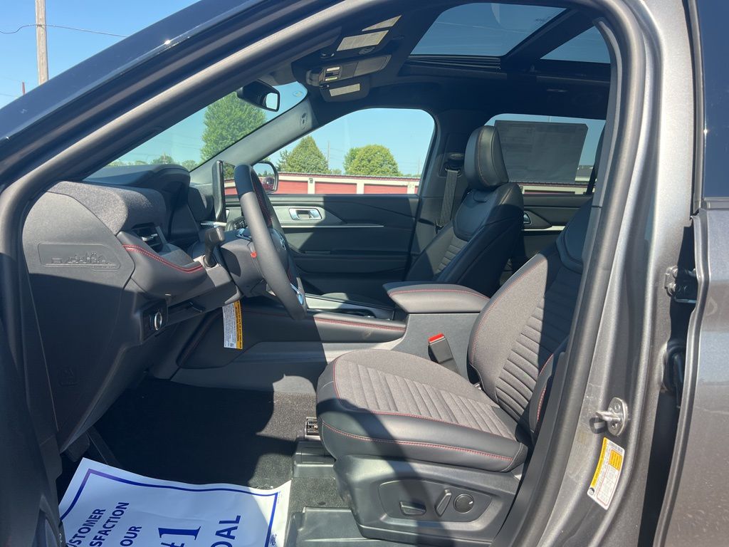 2025 Ford Explorer