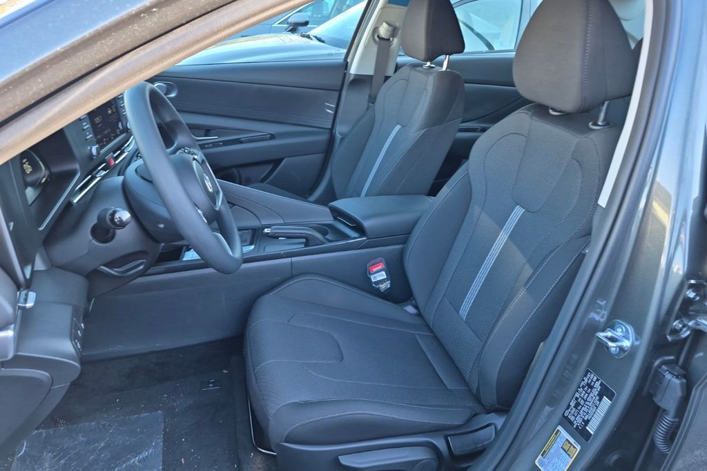 New 2026 Gray HYUNDAI SEL Sport Plus image 12