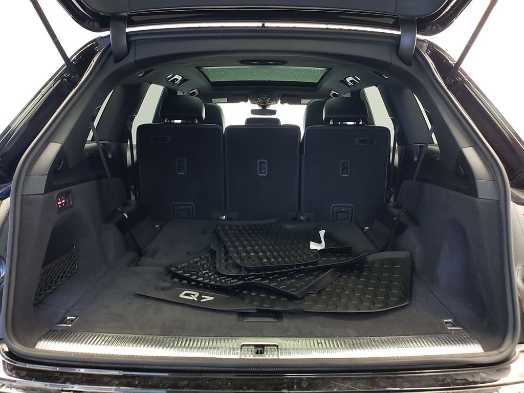 Thumbnail: 2019 Audi Q7 - 25