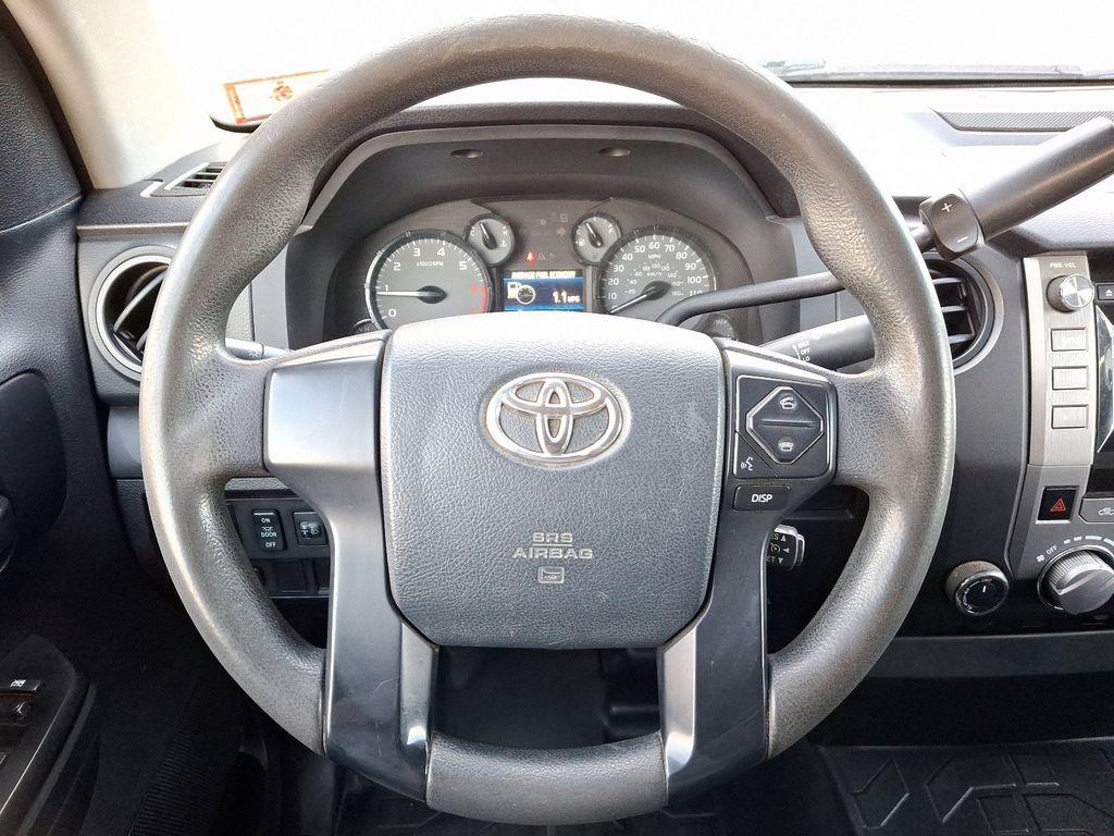 2014 Toyota Tundra SR 17