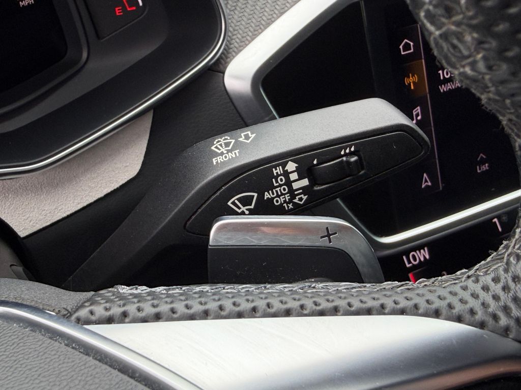 Thumbnail: 2022 Audi S6 - 31
