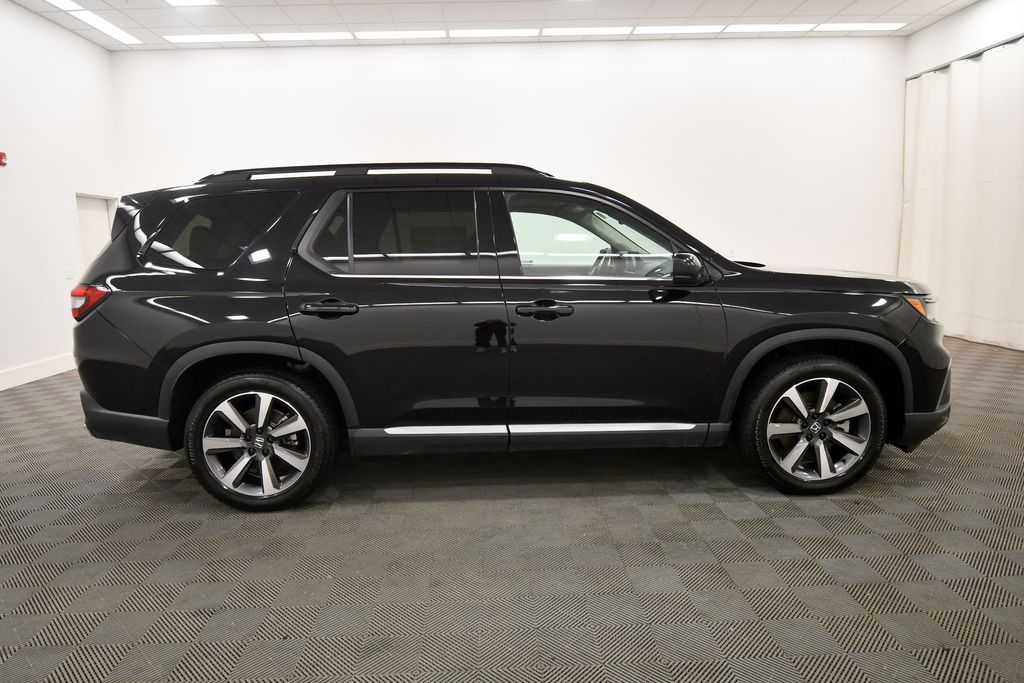 Used 2025 Honda Pilot SUV