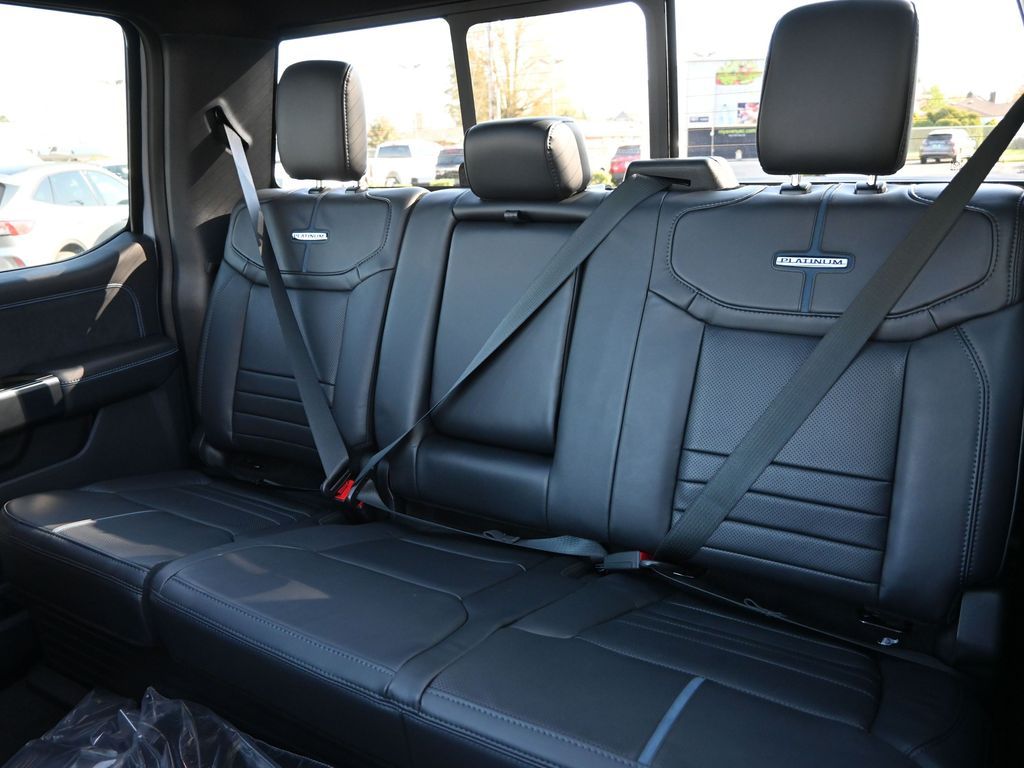 2025 Ford F-350 Super Duty Platinum