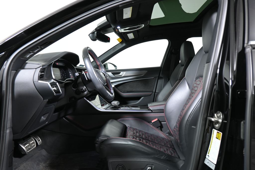 Thumbnail: 2021 Audi RS 6 - 3