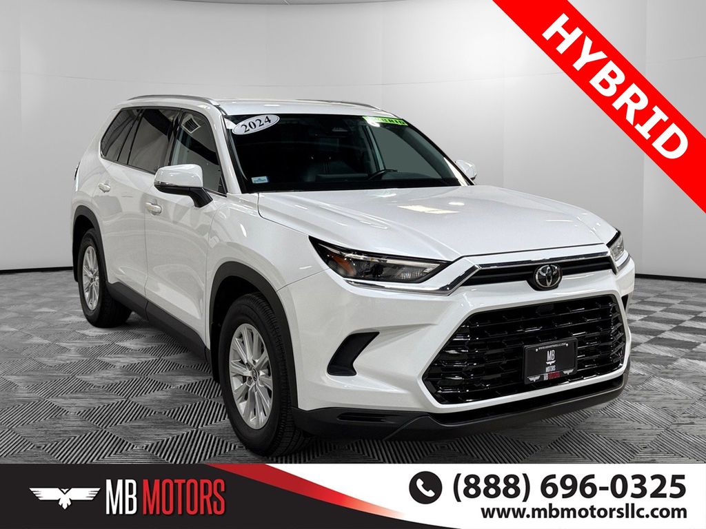 White 2024 Toyota Grand Highlander Hybrid XLE AWD SUV / Crossover All-Wheel Drive Continuously Variable Transmission