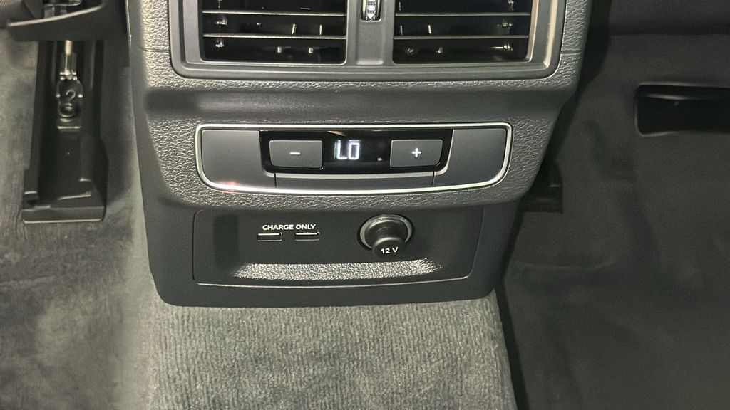 2022 Audi Q5 e Premium 27