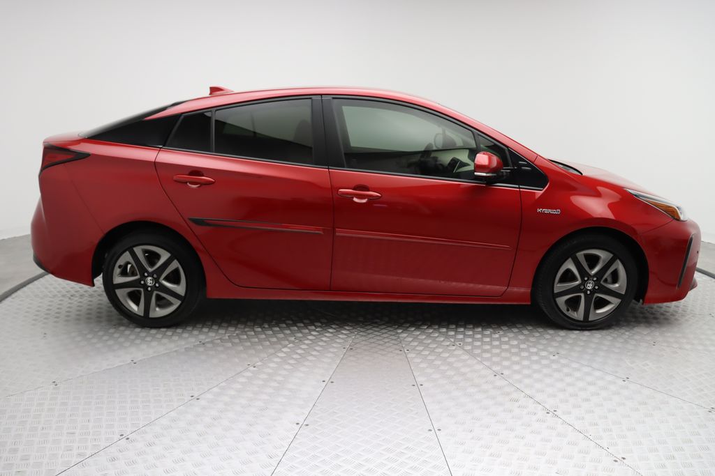 2019 Toyota Prius XLE 7