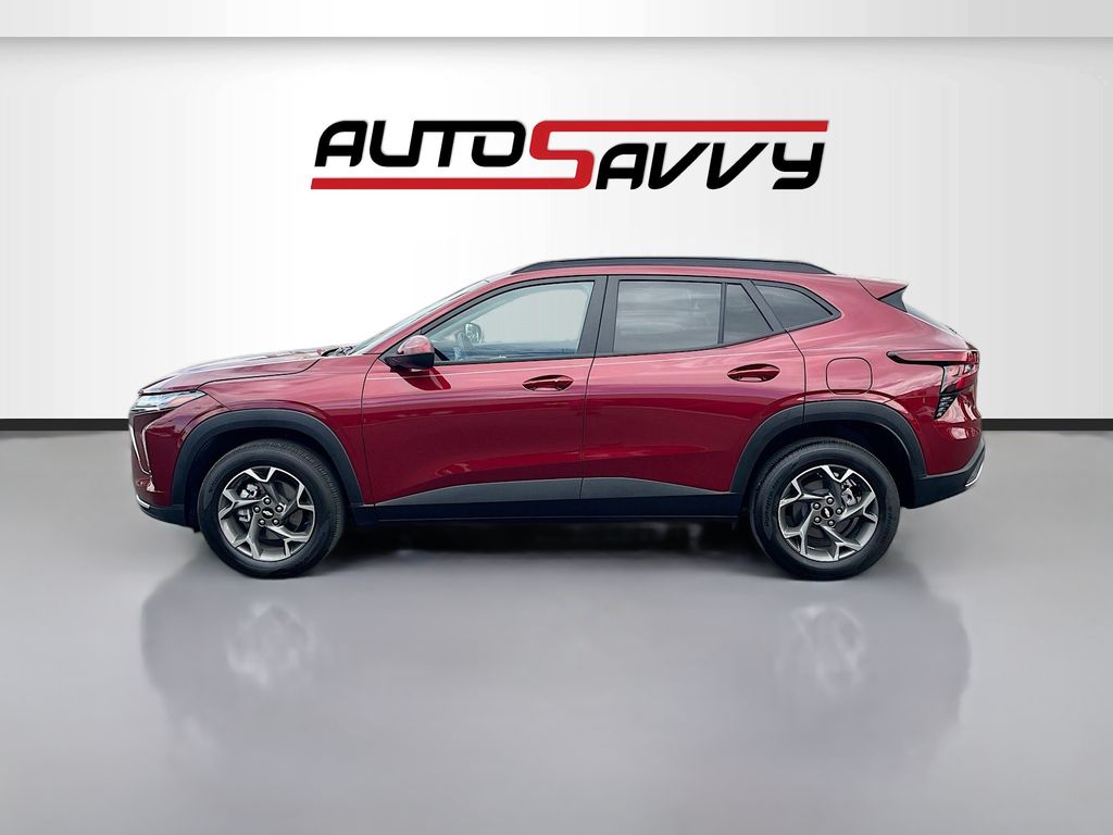 Used 2025 Red Chevrolet LT image 4