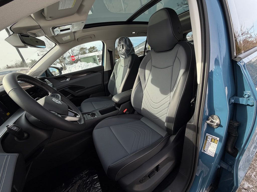 New 2026 Blue Volkswagen 2.0T SE image 20