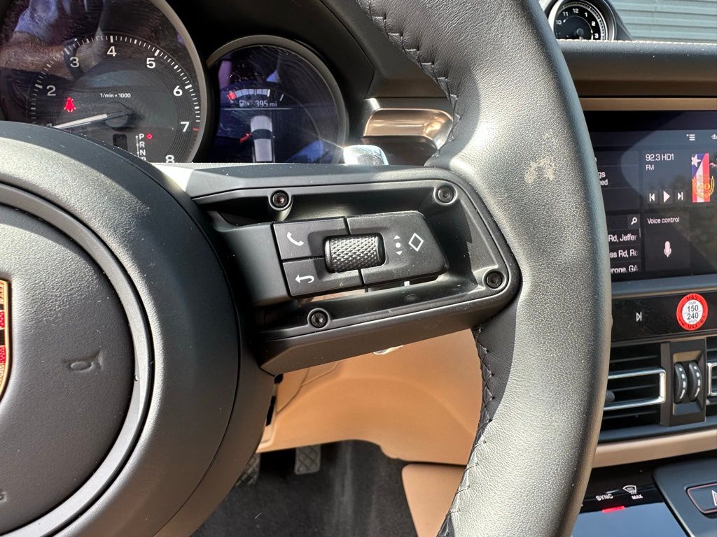 Thumbnail: 2025 Porsche Macan - 20