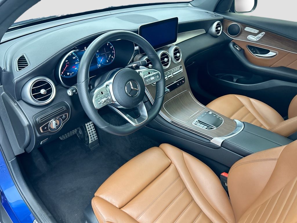 Thumbnail: 2023 Mercedes-Benz GLC - 9