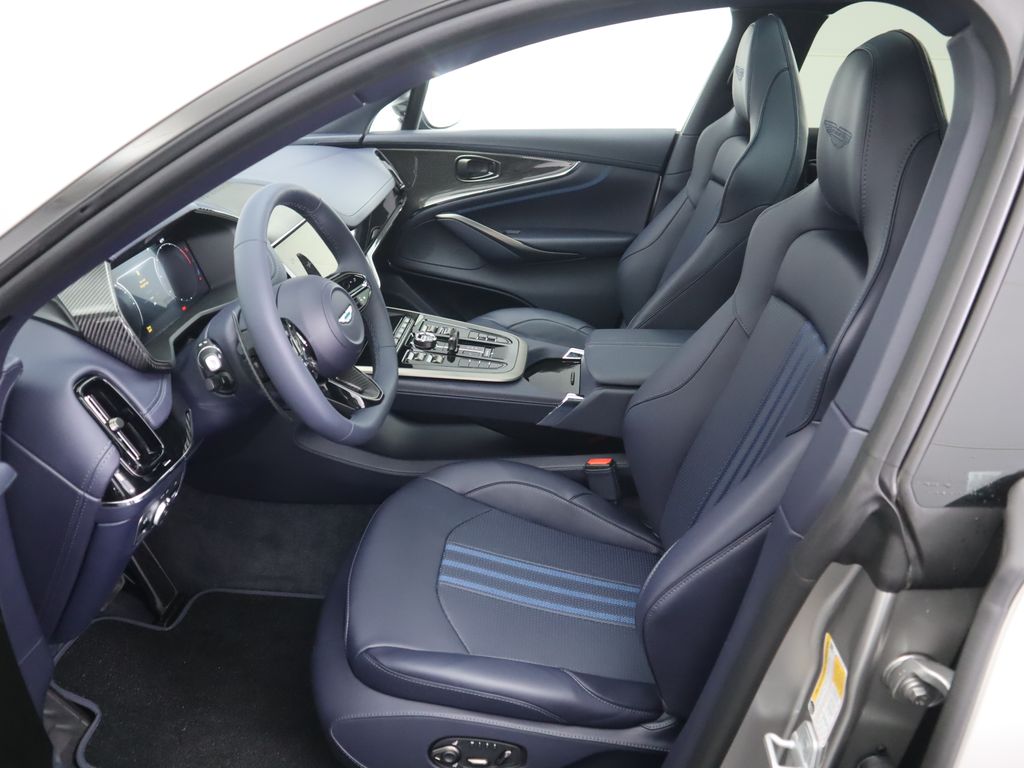 Thumbnail: 2026 Aston Martin DBX - 20