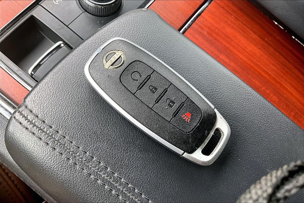 Used 2023 Nissan Rogue SUV