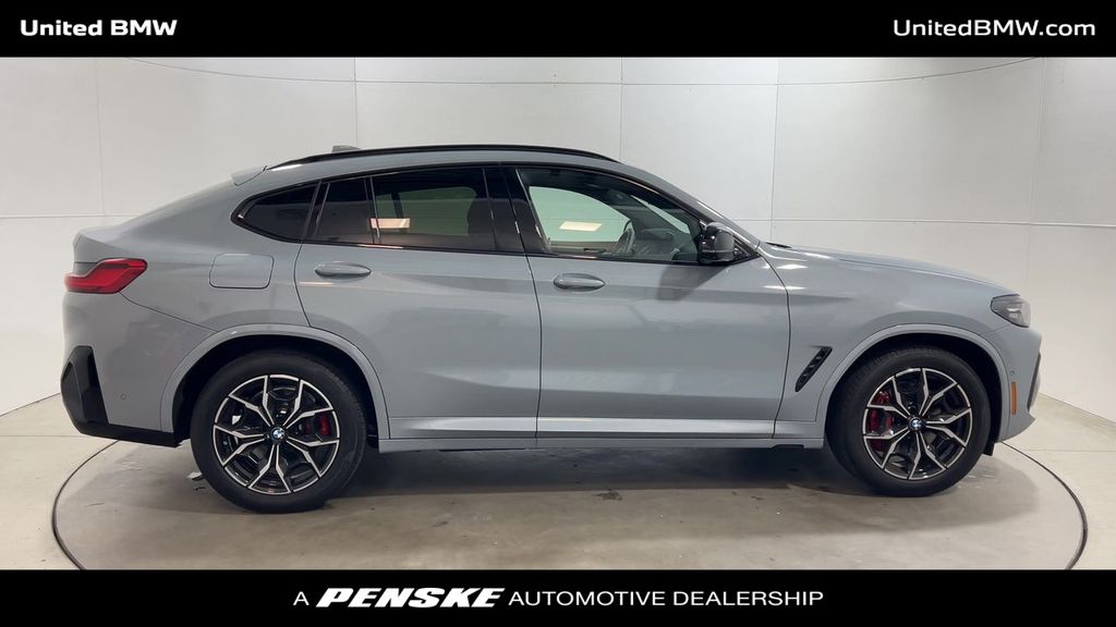 2024 BMW X4 M40i 9
