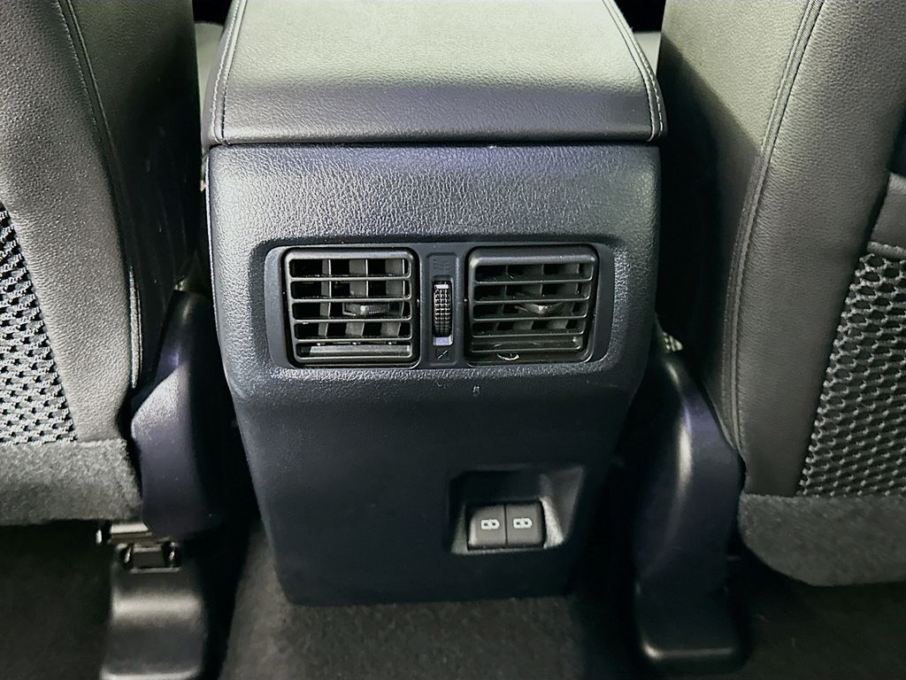 Thumbnail: 2023 Toyota 4Runner - 24