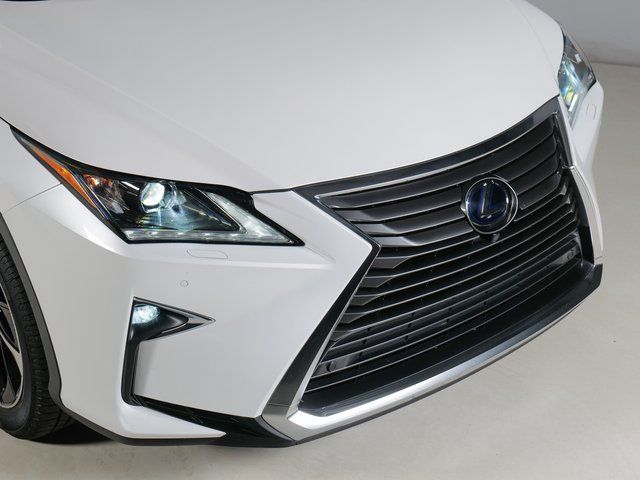 Used 2019 White Lexus 450h image 29