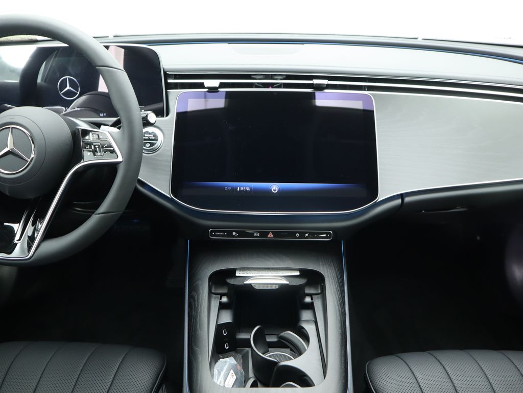Thumbnail: 2025 Mercedes-Benz E-Class - 14