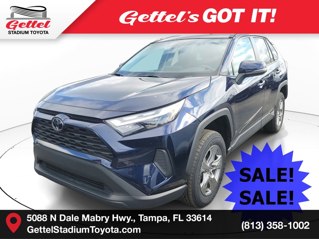 2024 Toyota RAV4 XLE