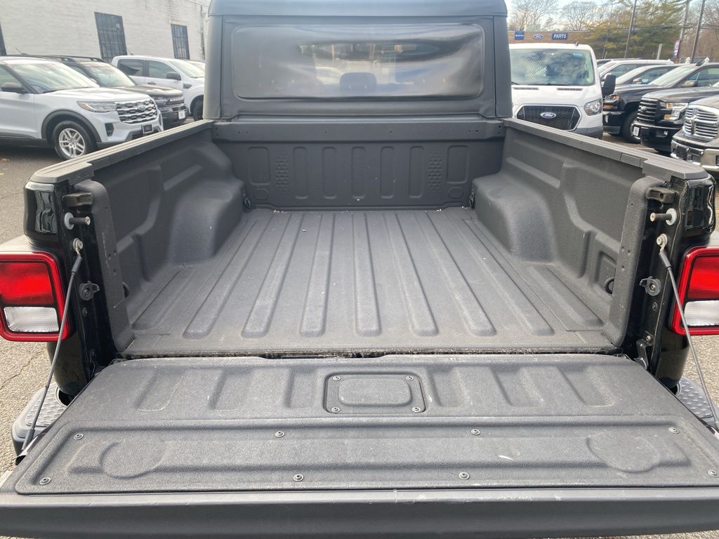 used 2020 Jeep Gladiator car, priced at $26,500