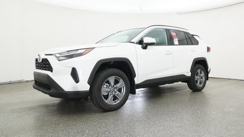 Thumbnail: 2025 Toyota RAV4 - 14