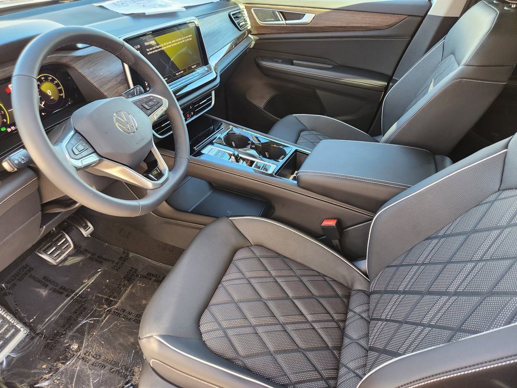 2026 Volkswagen Atlas SEL Premium R-Line - Photo 7