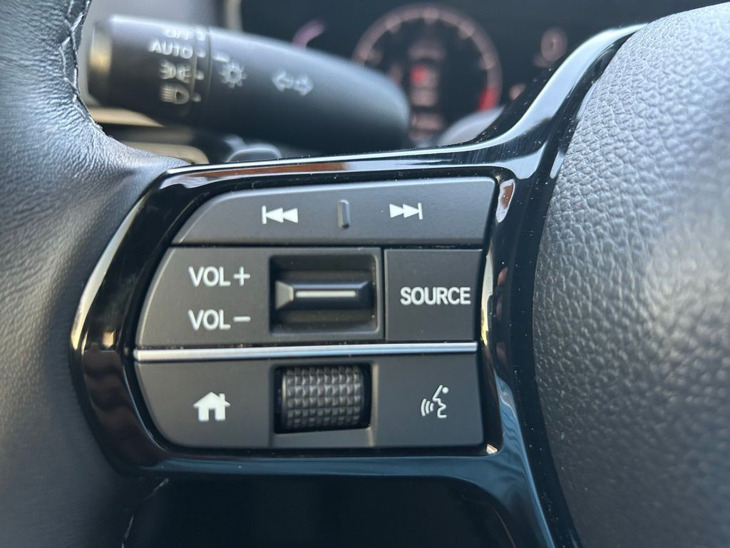 Thumbnail: 2024 Honda Civic - 24